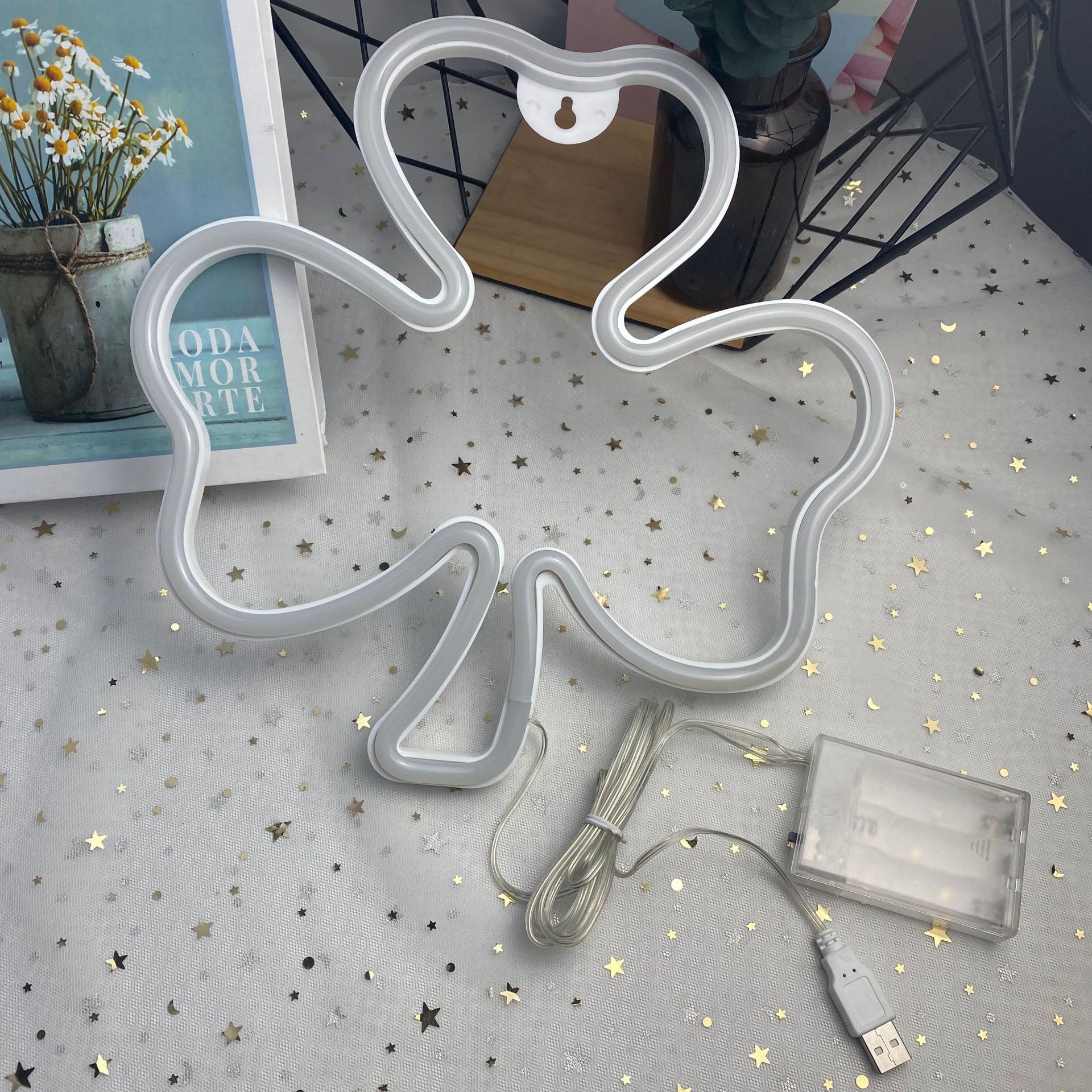 Clover Led Neon Light